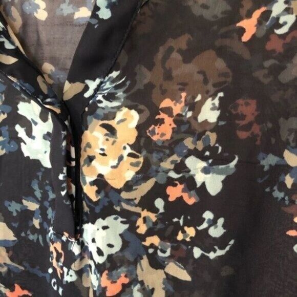 a.n.a Petite Sheer Floral Short Sleeve S - Picture 6 of 6